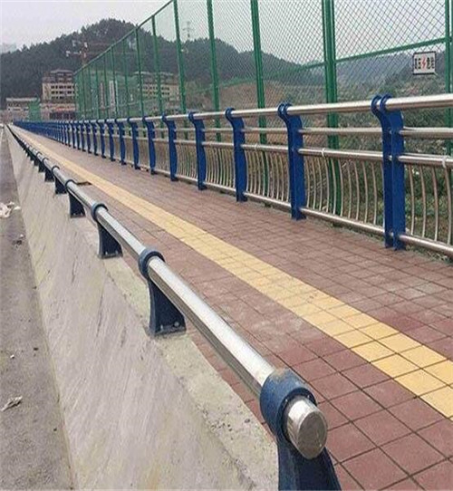 厂家定制 桥梁护栏河道隔离栏防撞护栏