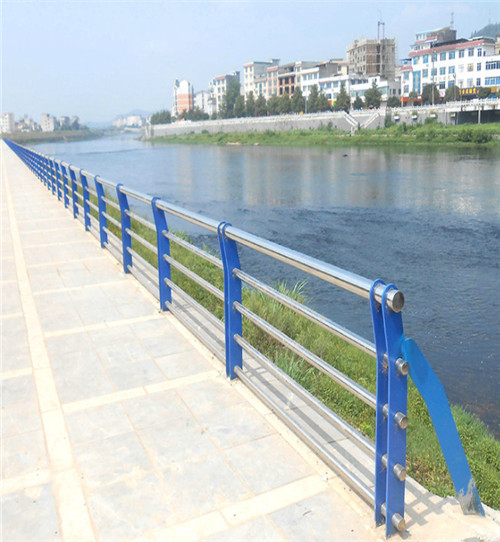 河道不锈钢护栏来图定制 道路隔离安全栏杆