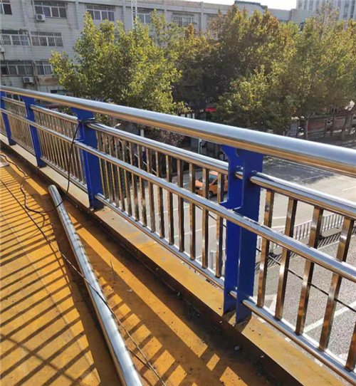 桥梁护栏  厂家定制不锈钢复合管桥梁护栏