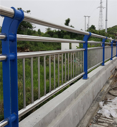 不锈钢复合管桥梁护栏 河道防撞栏厂家直销定制